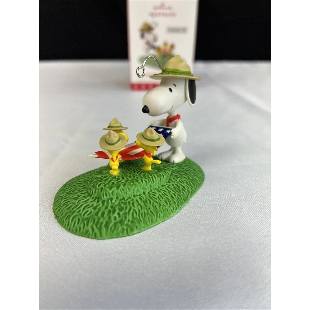 Hallmark Keepsake Ornaments 2017 Flag Folding Peanuts 2016 Patriotic Snowman Set